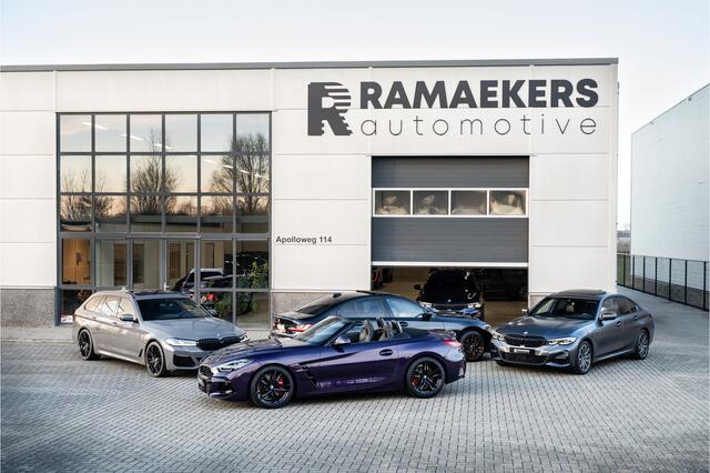 BMW 3-SERIE Touring 320i M Sport High Ex Camera / HiFi / Trekhaak / 19inch /