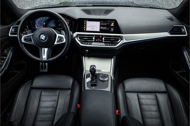 BMW 3-SERIE Touring 320i M Sport High Ex Camera / HiFi / Trekhaak / 19inch /