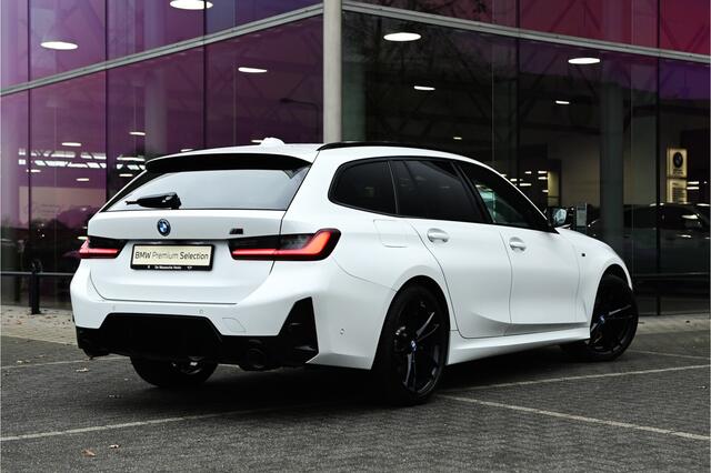 BMW 3-SERIE Touring 330e High Executive M Sport Automaat / Trekhaak / Panoramadak / Comfort Access / Adaptieve LED / Active Cruise Control / Parking Assistant Plus