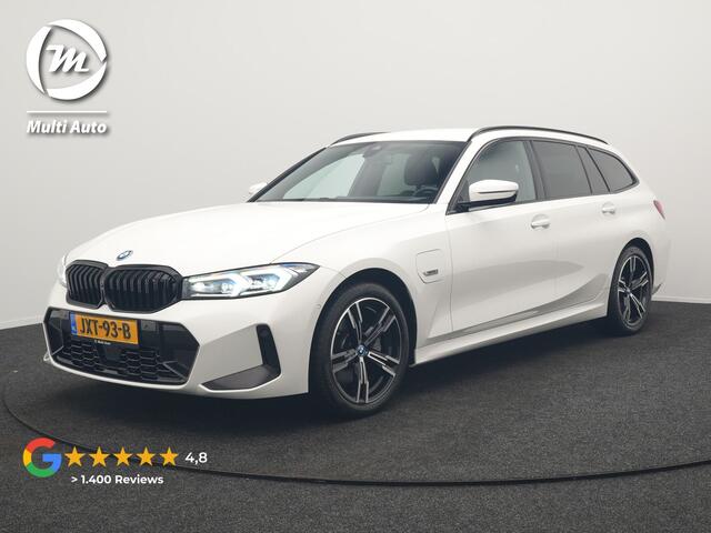 BMW 3-SERIE Touring 320e M Sport FACELIFT Plug In Hybrid 204pk Dealer O.H PHEV | Trekhaak af Fabriek | Adapive Cruise | Widescreen Navi | Head Up | Alcantara Sportstoelen Verwarmd | Camera & Parkassist | Apple Carplay |