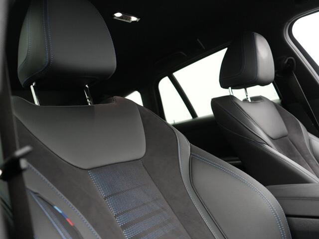 BMW 3-SERIE Touring 320e M Sport FACELIFT Plug In Hybrid 204pk Dealer O.H PHEV | Trekhaak af Fabriek | Adapive Cruise | Widescreen Navi | Head Up | Alcantara Sportstoelen Verwarmd | Camera & Parkassist | Apple Carplay |