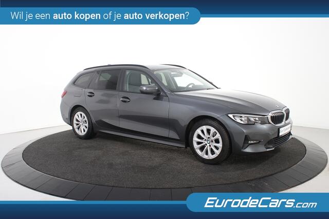 BMW 3-SERIE Touring *1ste Eigenaar*Navigatie*Leer*Stoelverwarming*Carplay* 318i