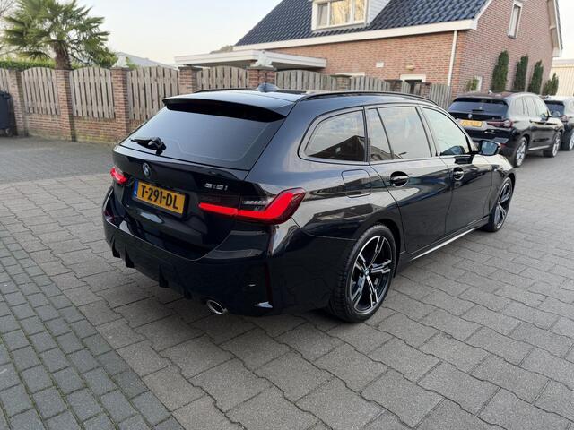 BMW 3-SERIE Touring 318i M-SPORT NL Auto