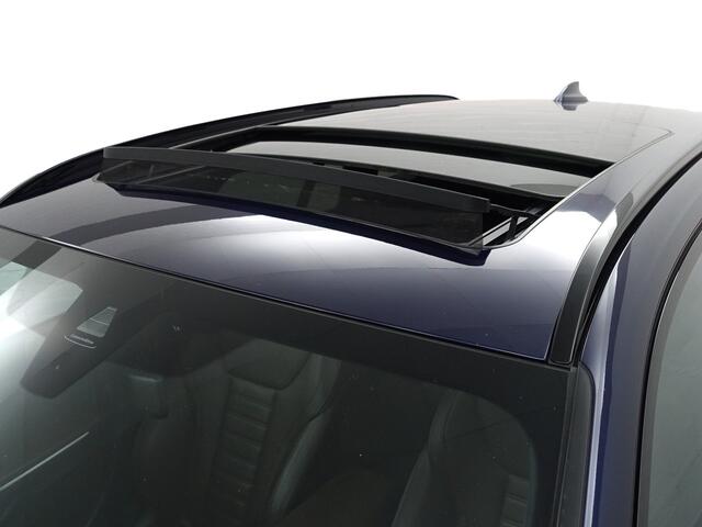 BMW 3-SERIE Touring 330e M Sport Shadowline Aut- Panoramadak, Laser Led, Head Up, Elek Trekhaak, Dealer Onderhouden, Carbon
