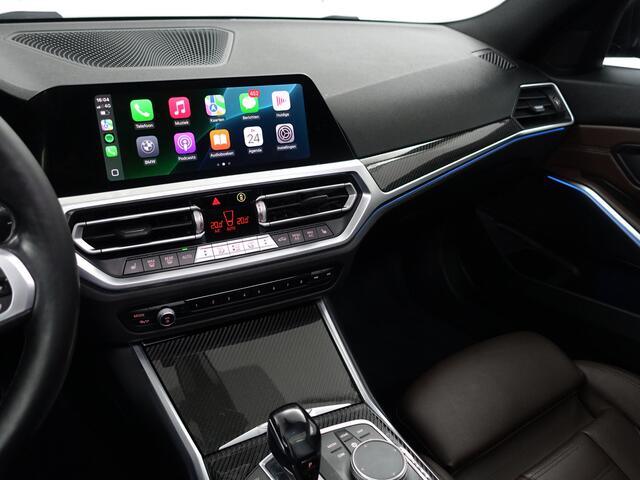 BMW 3-SERIE Touring 330e M Sport Shadowline Aut- Panoramadak, Laser Led, Head Up, Elek Trekhaak, Dealer Onderhouden, Carbon