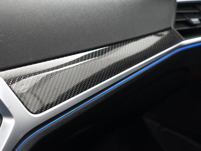 BMW 3-SERIE Touring 330e M Sport Shadowline Aut- Panoramadak, Laser Led, Head Up, Elek Trekhaak, Dealer Onderhouden, Carbon