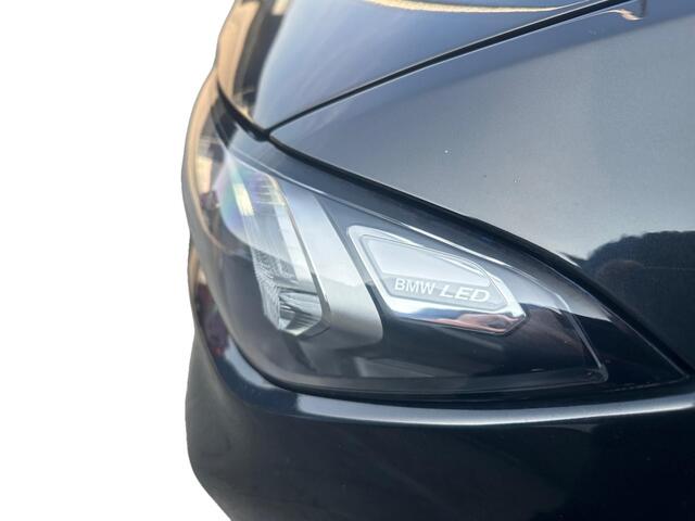 BMW 3-SERIE Touring 320e Facelift | Dealer onderhouden | Blackpack | Virtual cockpit | Camera | ECC | Rest fabrieksgarantie |