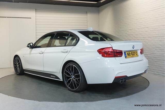BMW 3-SERIE 320i Automaat | M-Performance | NL Auto | Alcantara |