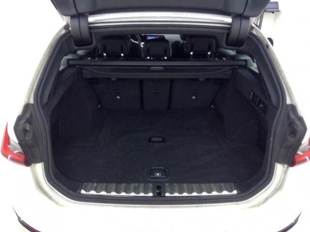 BMW 3-SERIE Touring 318i Business Edition M-Sport 2e eig. & Keurig-Onderh. BOVAG Garantie. NL-Auto