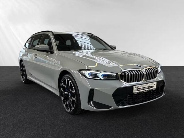 BMW 3-SERIE Touring 330e xDrive M-SPORT ** LED, NAVI+, PANORAMA, TREKH, MEM, HuD, 19-inch LMV ** 1e EIG - UNFALLFREI - Ex BMW ** ** INFORMEER OOK NAAR ONZE AANTREKKELIJKE FINANCIAL-LEASE TARIEVEN **