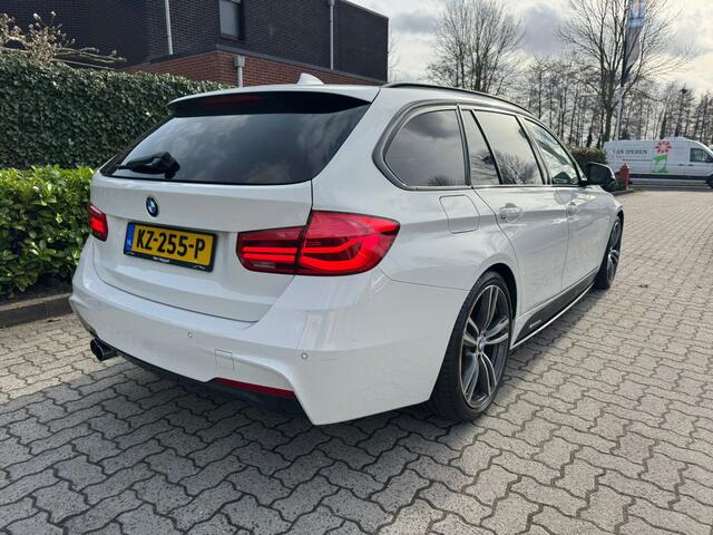 BMW 3-SERIE Touring 320i m performance leer, pano, navi, cruise, xenon