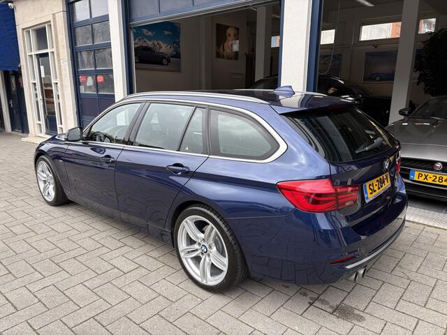 BMW 3-SERIE Touring 320i Edition Luxury Line Purity Executive NL AUTO/FULL OPTIONS/NAP