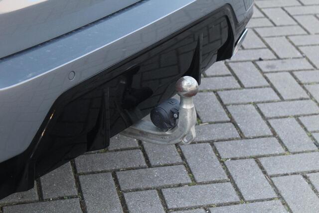 BMW 3-SERIE Touring 320e M Sport | Panoramadak | Adaptieve Cruise Control | Trekhaak | Leer | BLIS