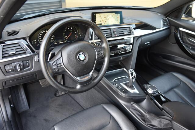 BMW 3-SERIE Touring 320i Edition Luxury Line * Hifi * LED * Achteruitrijcamera * Leder * Lichtpakket *