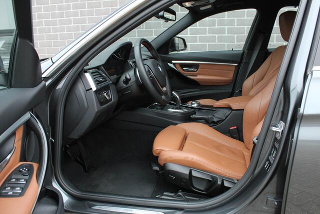 BMW 3-SERIE 320i High Executive / LCI / Leer / LED / 18"/ N.A.P.