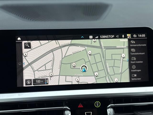 BMW 3-SERIE 330e *JAAR GARANTIE* LED NAVI BT PDC STOELVERWARMING 18 INCH *APK 10-2027*