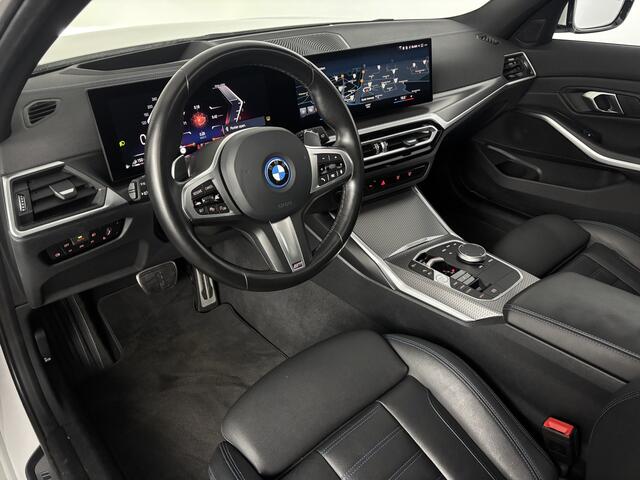 BMW 3-SERIE Touring 330e M-Sport | Panoramadak | Laser LED