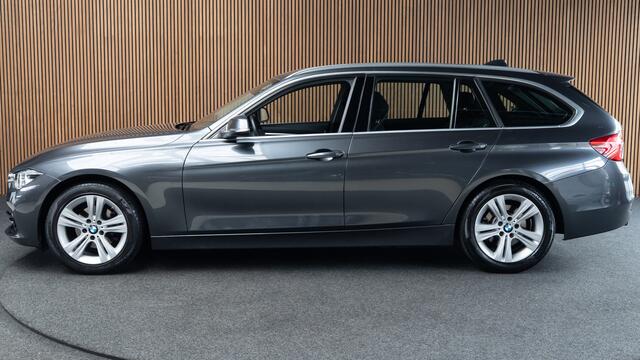 BMW 3-SERIE Touring 320i Navi Climate PDC Cruise Sportstoel. LM velgen