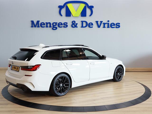 BMW 3-SERIE Touring 318i M Sport Executive Edition Airco ECC | Panorama | Keyless | Sfeer | Virtual | Apple Carplay | Cruise Control | Isofix | NAP