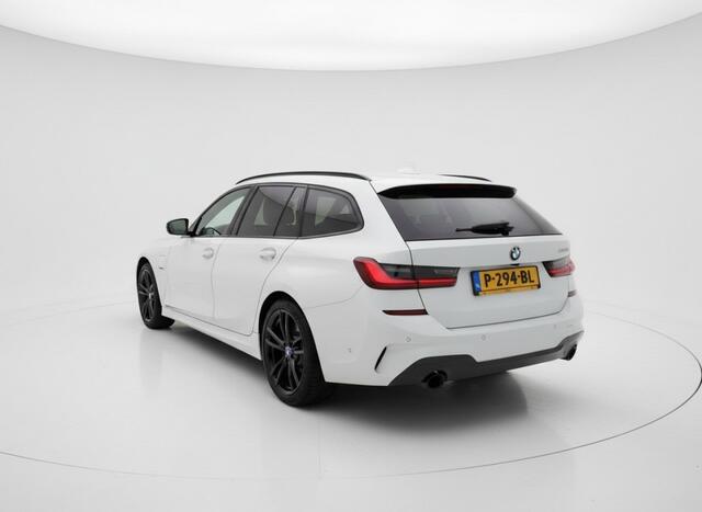 BMW 3-SERIE 330EM sport Plus. STOELVW, CRUISE, AUTOMAAT