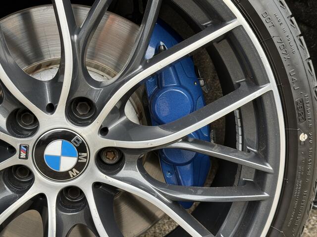 BMW 3-SERIE Touring 330i Edition Sport Line Shadow Executive Automaat