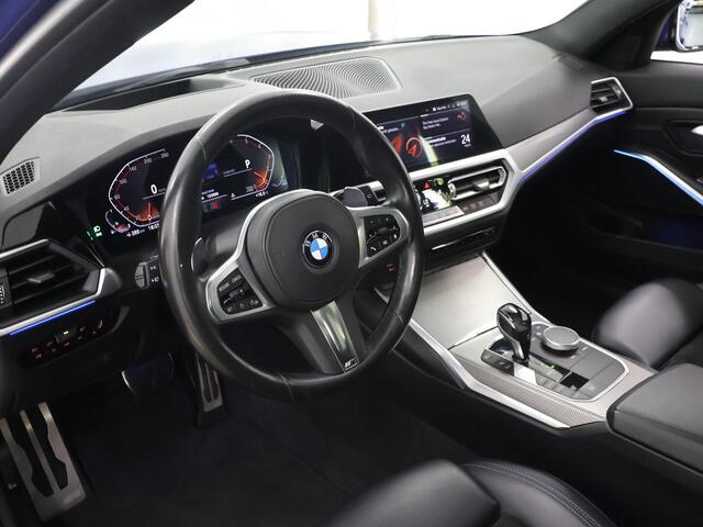 BMW 3-SERIE Touring 330i Executive Edition | M-Pakket | Panoramadak | Parkeerpakket | HUD | DAB | Hifi Speakersysteem | Sportstoelen | Rijassistentiepakket | LED | Interieurverlichtingspakket |