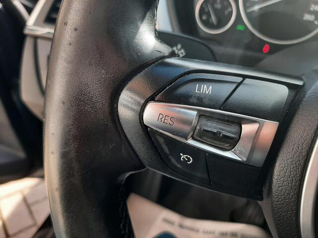 BMW 3-SERIE Touring 320i Lease Executive Panorama Ned auto