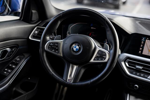 BMW 3-SERIE sedan 3er - 330e M Sport | Shadow | Pano | HuD |