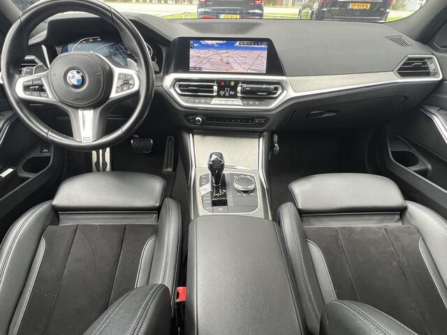 BMW 3-SERIE Touring 318i 2.0 M-Sport Business Edition Navigatie Trekhaak Sporstoelen Camera Carplay Life Cockpit Extra Getint Glas NL Auto