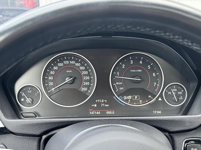 BMW 3-SERIE 320i High Executive 184 PK | M sport | 19 Inch | Apple CarPlay | Schuifdak