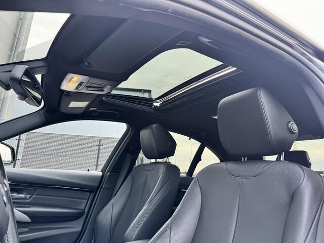 BMW 3-SERIE 320i High Executive 184 PK | M sport | 19 Inch | Apple CarPlay | Schuifdak