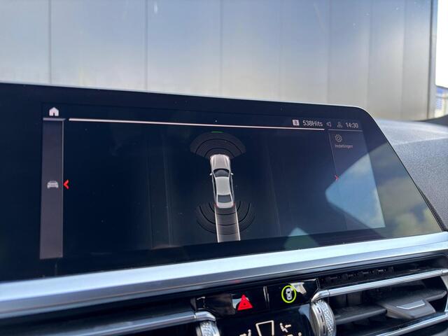 BMW 3-SERIE 318i Sport Line ? Sportstoelen ? LED ? Sfeer