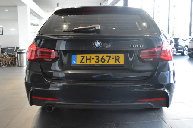 BMW 3-SERIE Touring 318i M Sport navi clima cruise led leer 18 inch 136 pk !!