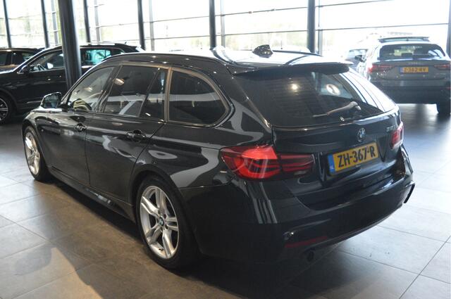 BMW 3-SERIE Touring 318i M Sport navi clima cruise led leer 18 inch 136 pk !!
