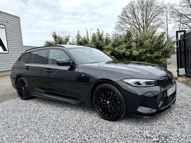 BMW 3-SERIE Touring M340i xDrive Pano|Leer|LED|Camera|Headup Zwart