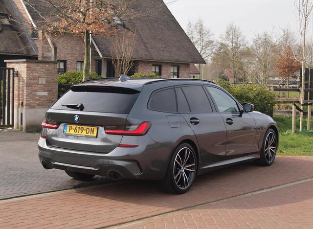BMW 3-SERIE Touring 318i Business Edition | M-pakket | Sfeerverlichting | Automaat | Apple Carplay | NL-Auto |