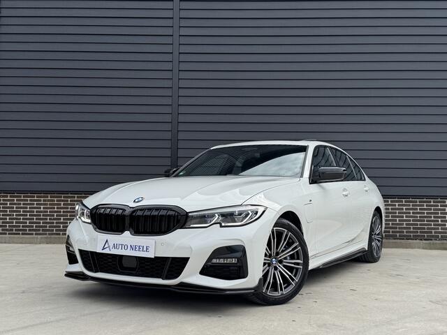 BMW 3-SERIE 330e M Sport 292 pk LASER, PANO, Memory, ACC