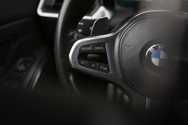 BMW 3-SERIE Touring 330i High Executive | M-Sport | BTW | Trekhaak |