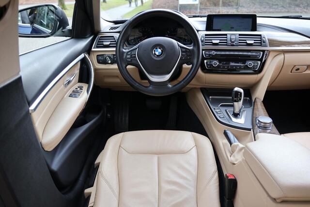 BMW 3-SERIE 318i Luxury Edition AUT | Leder | Navi Pro | LED | Camera | Stoelverwarm. | Hifi | Clima | Alarm kl.3 | PDC v+a | Etc.