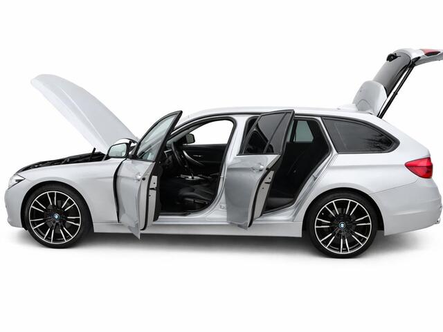 BMW 3-SERIE Touring 320i Luxury Edition | Clima | Cruise | Leder | Multimedia/Navi | Stoelverwarming | PDC |