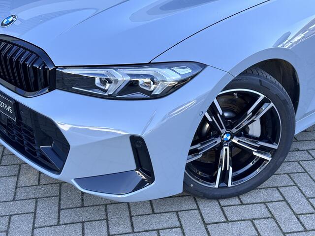 BMW 3-SERIE Touring 330i xDrive | M-Sport | Brooklyn Grau | Adaptive Cruise | Stoelverwarming