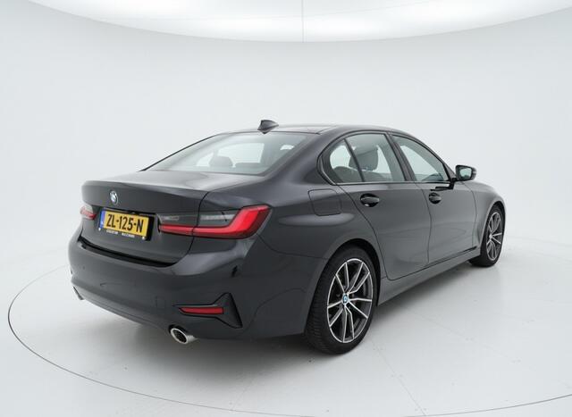 BMW 3-SERIE 320I EXECUTIVE ED, Virtual, Harman Kardon, Leder