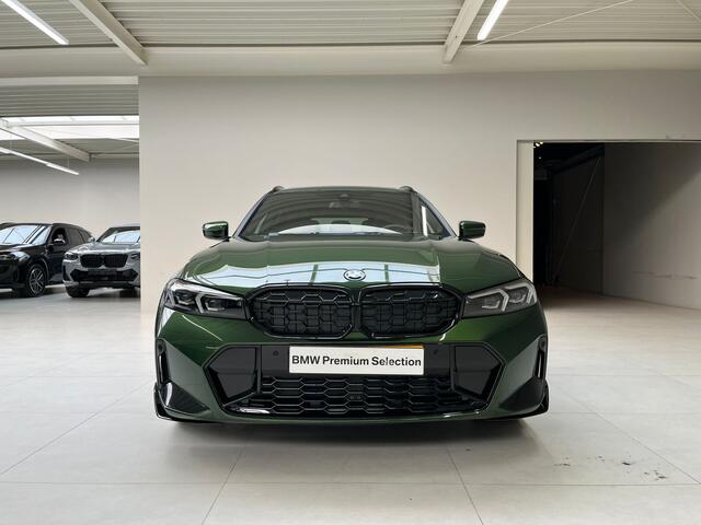 BMW 3-SERIE Touring 330e M-Sport Pro| M-Performance Parts | 20" | Special Request | Panorama | Anglesey Green Individual