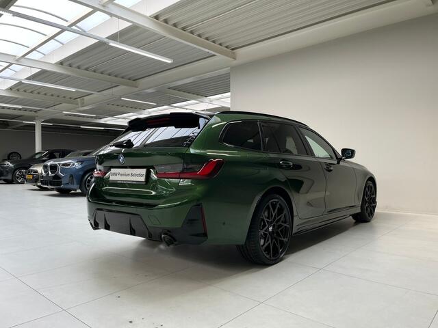 BMW 3-SERIE Touring 330e M-Sport Pro| M-Performance Parts | 20" | Special Request | Panorama | Anglesey Green Individual