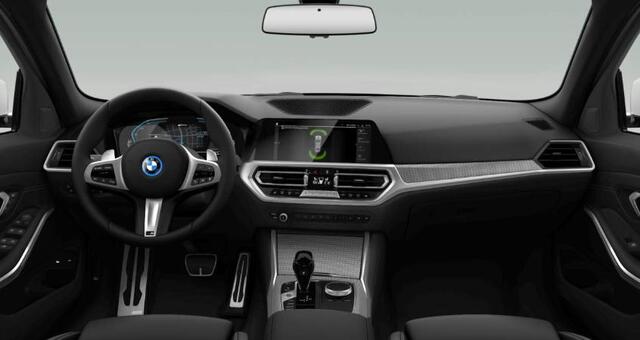 BMW 3-SERIE 330e M Sport - schuif/kanteldak - Head up - Elektrisch verwarmde/verstelbare stoelen - Hifi - Comfort Access - Cruise control - Active Guard Plus - Driving Assistant - Sportstoelen -