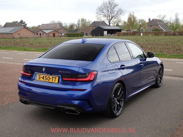 BMW 3-SERIE M340d M-Performance xDrive H&K / ACC / HEAD-UP / CARPLAY / STUUR + STOELVERWARMING