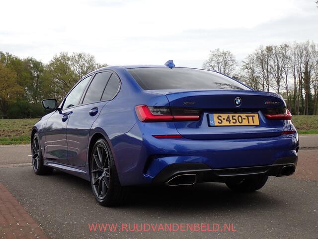 BMW 3-SERIE M340d M-Performance xDrive H&K / ACC / HEAD-UP / CARPLAY / STUUR + STOELVERWARMING