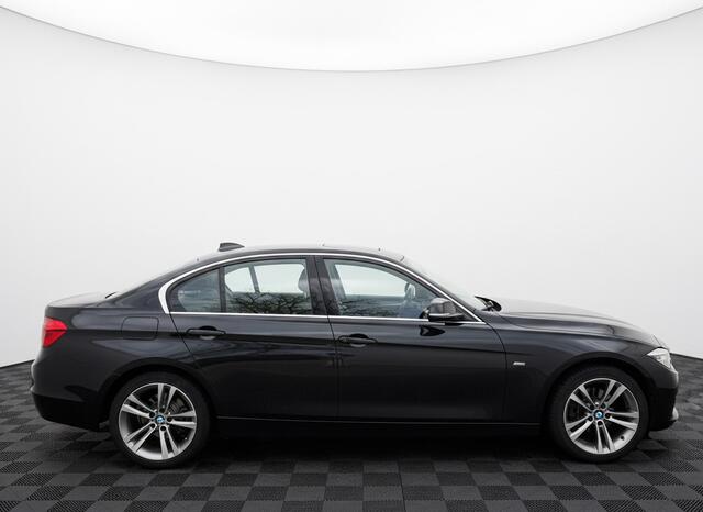BMW 3-SERIE 318i Executive Aut., Sport-line | Navi | NL auto