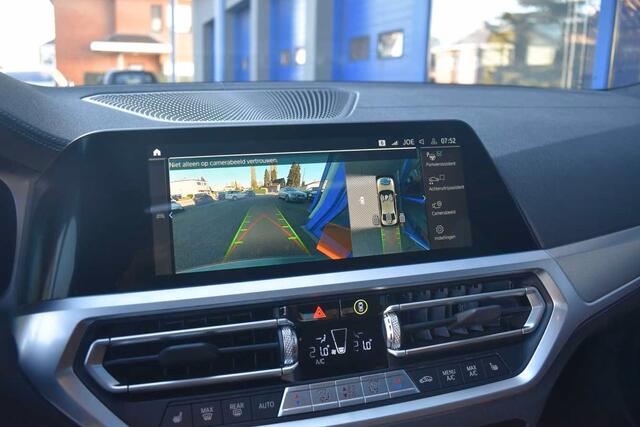 BMW 3-SERIE 330e xDrive LUXURY ** LED, TARTUFO LEDER, TREKH, HuD, SCHUIF/KANTEL, HuD, MEM, 18-inch ** 1e EIG - UNFALLFREI ** ** INFORMEER OOK NAAR ONZE AANTREKKELIJKE FINANCIAL-LEASE TARIEVEN **
