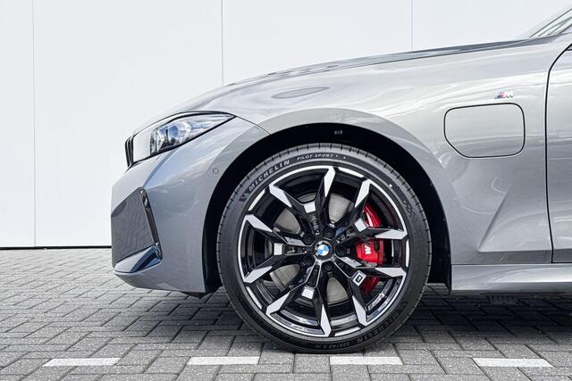 BMW 3-SERIE Touring 330e | M Sport | Innovation Pack | Harman Kardon
